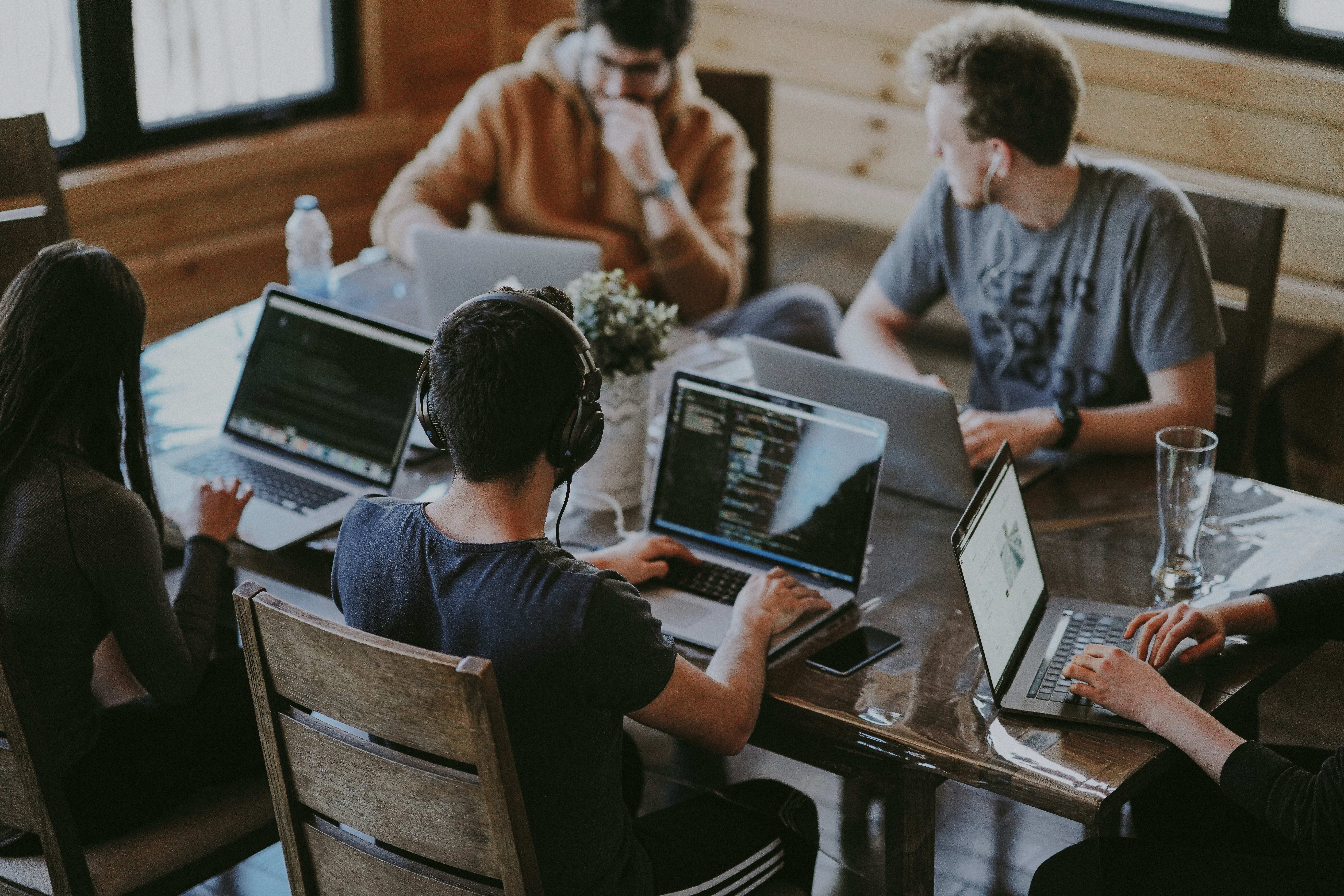 7 Strategi Membangun Karir Developer Berkelanjutan di Era AI