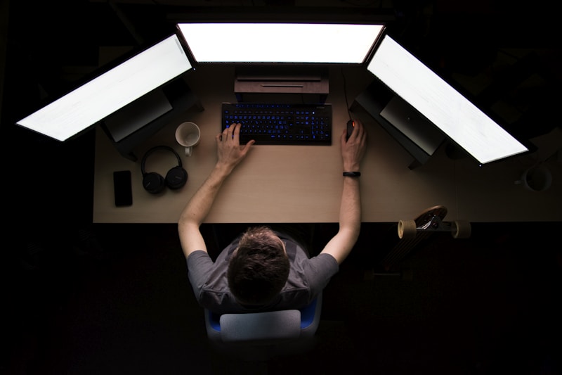 Vibe Coding Full-Stack App dengan Bolt.new dan Supabase