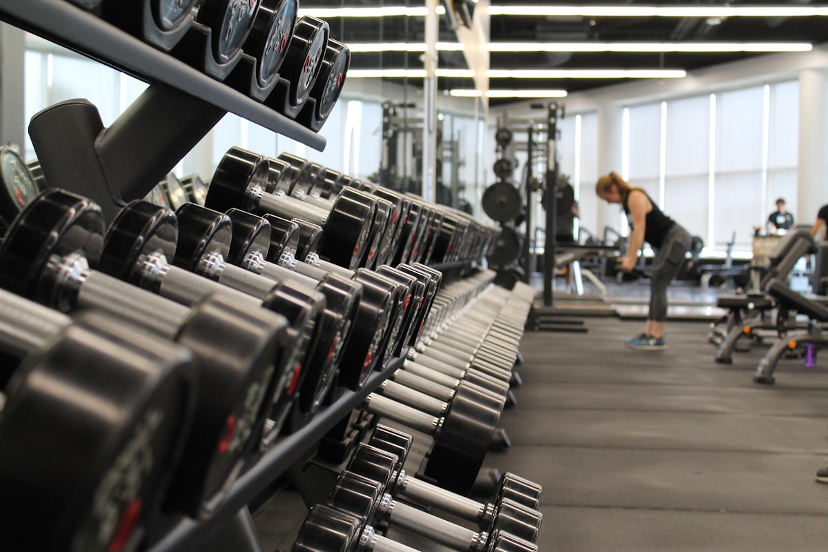 Vibe coding dan treadmill kebanggaan: berlari di tempat?